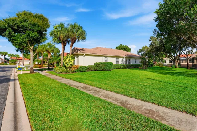 Residence photo 5