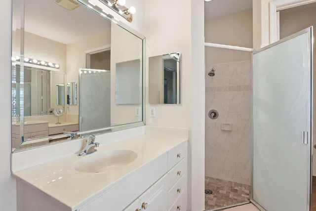 Residence photo 29