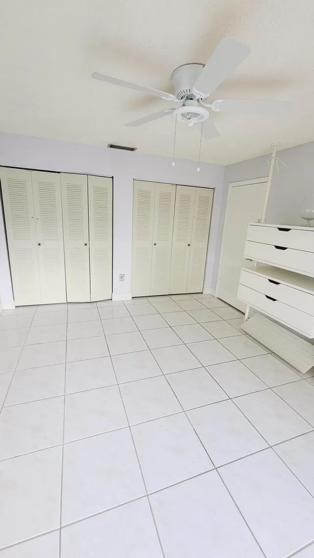 Unit C photo 17