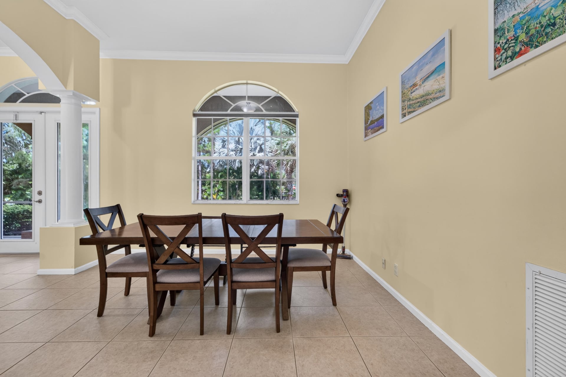 Residence photo 10