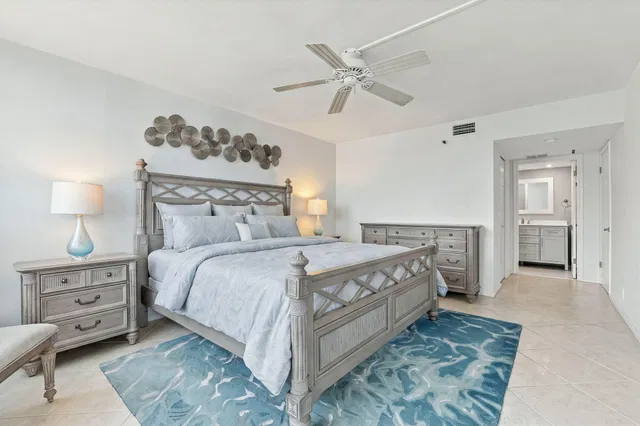 Unit 2020 photo 12