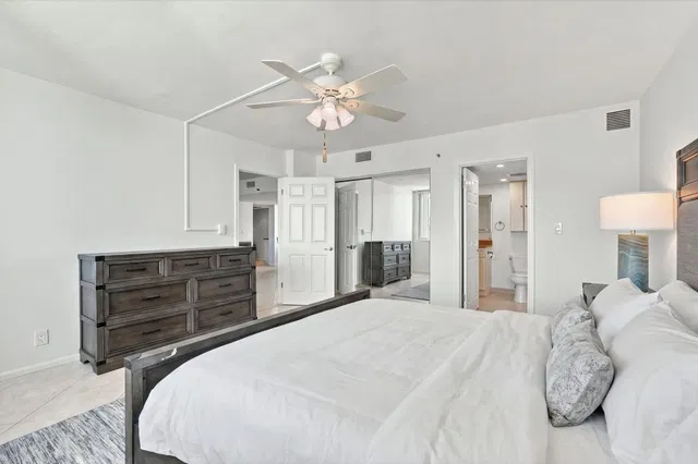 Unit 2020 photo 17