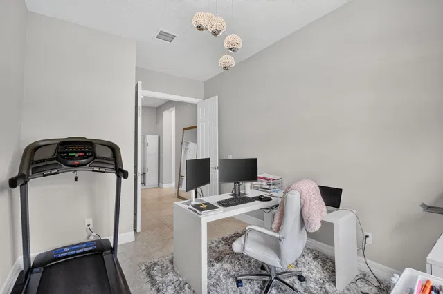  Residence photo 21