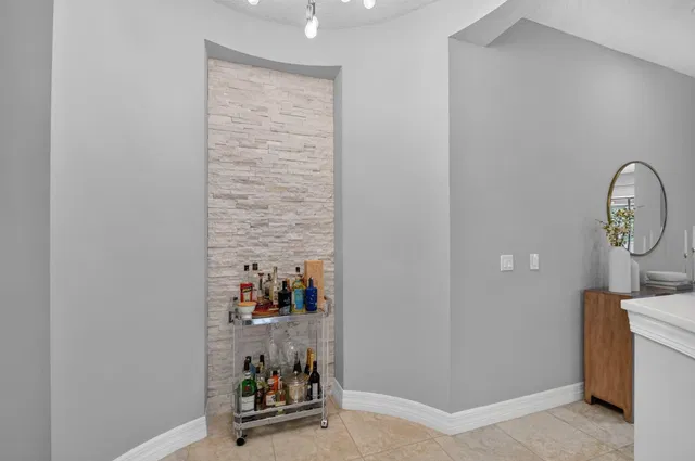 Residence photo 7