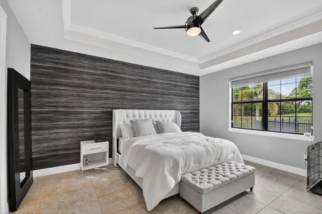 Residence photo 16