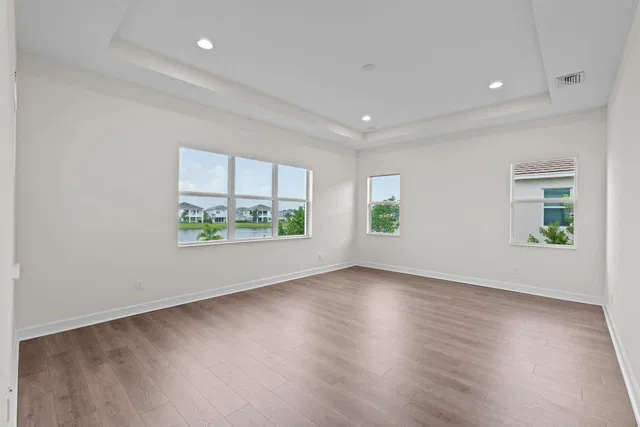 Residence photo 4