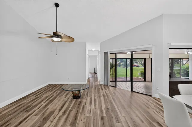 Residence photo 5