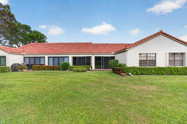 Residence photo 26