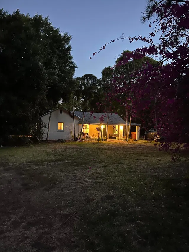 Residence photo 8