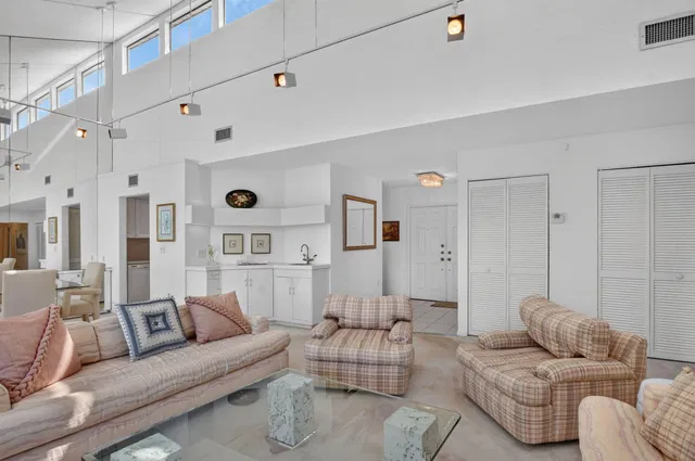 Boca West Country Club Unit 906 photo 5