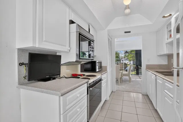 Boca West Country Club Unit 906 photo 14