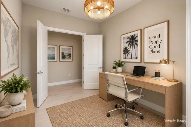 Residence photo 20