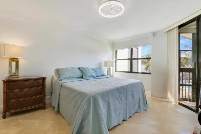 Residence photo 21