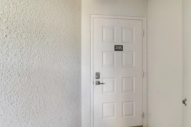 Residence photo 33