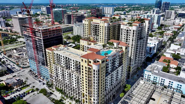 One City Plaza Unit 226 photo 2