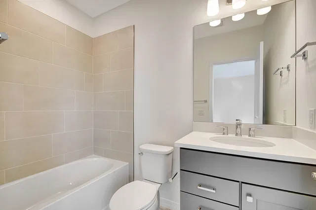  Residence photo 18