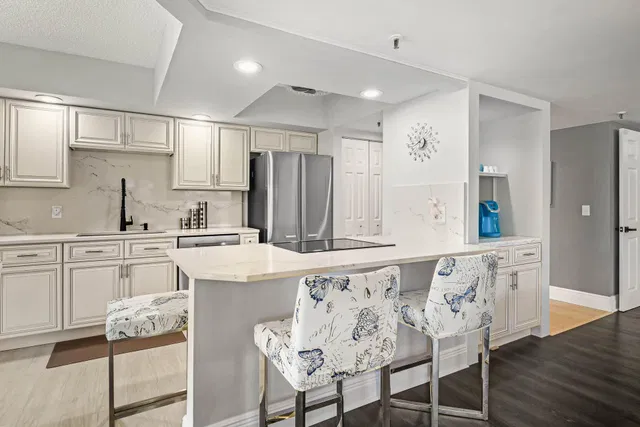  Unit 205 photo 13