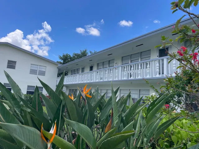  Residence photo 6