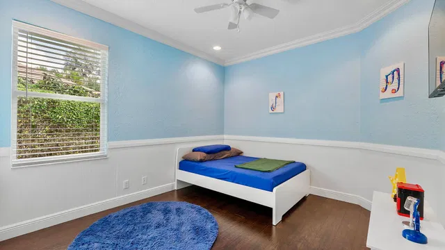 Residence photo 9