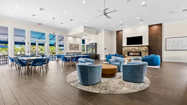 Residence photo 14
