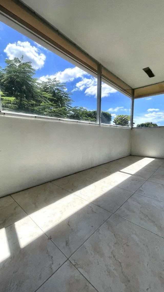 Residence photo 6