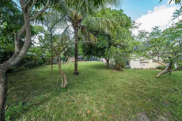 Residence photo 28