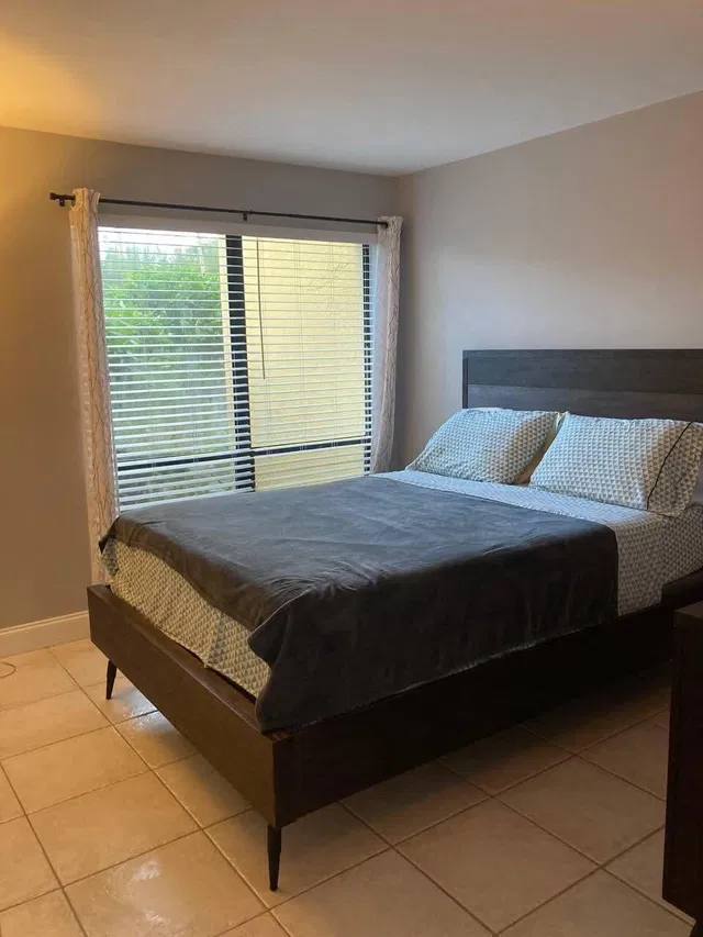 Unit 28B photo 29