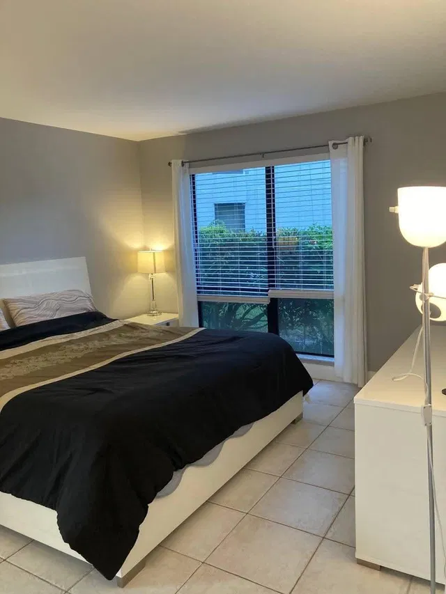 Unit 28B photo 34
