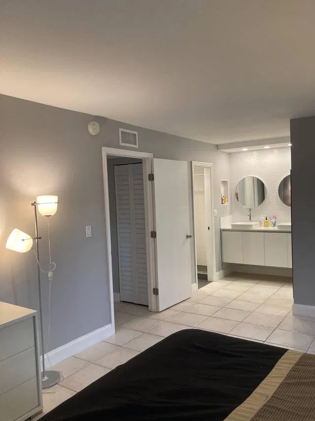  Unit 28B photo 42