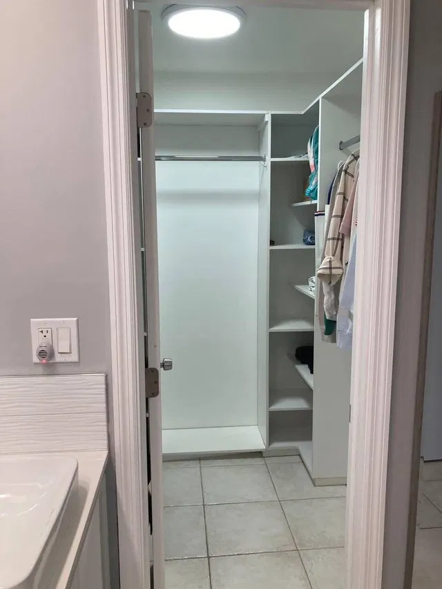  Unit 28B photo 47