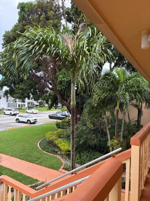 Residence photo 5