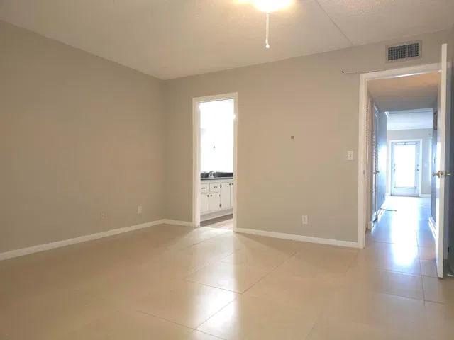  Residence photo 13