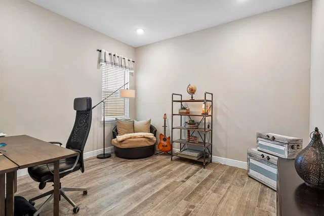 Residence photo 22