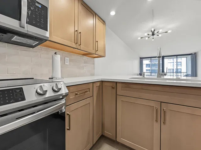 Boca Raton Unit 2050 photo 17