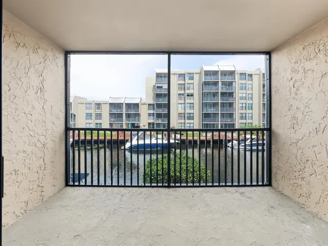 Boca Raton Unit 2050 photo 35