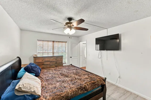 Residence photo 10