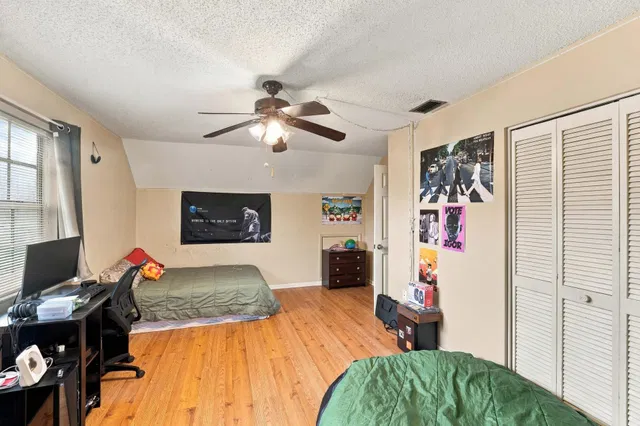 Residence photo 15