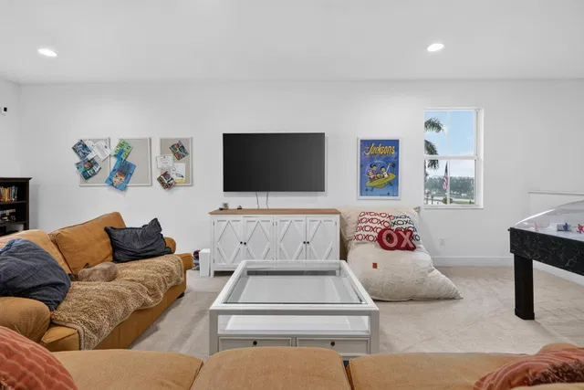 Residence photo 9