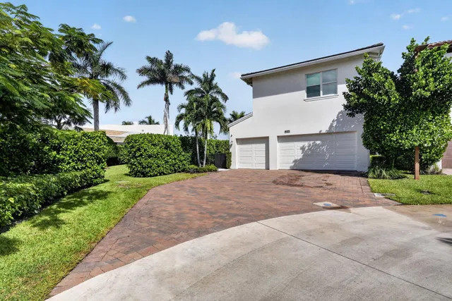 Residence photo 25