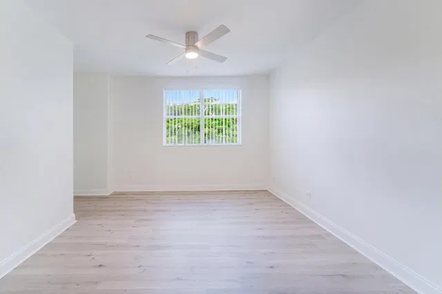 Residence photo 13
