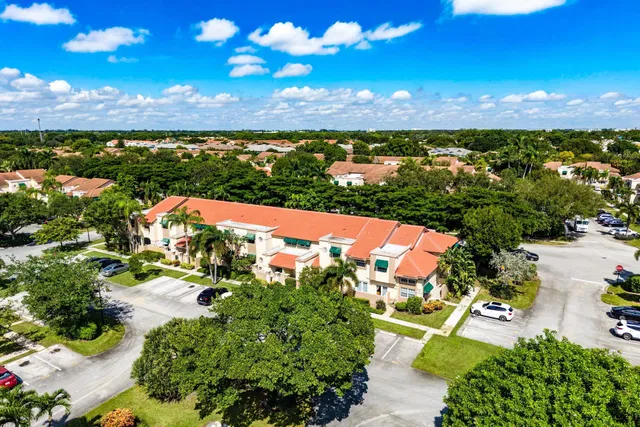 Residence photo 29