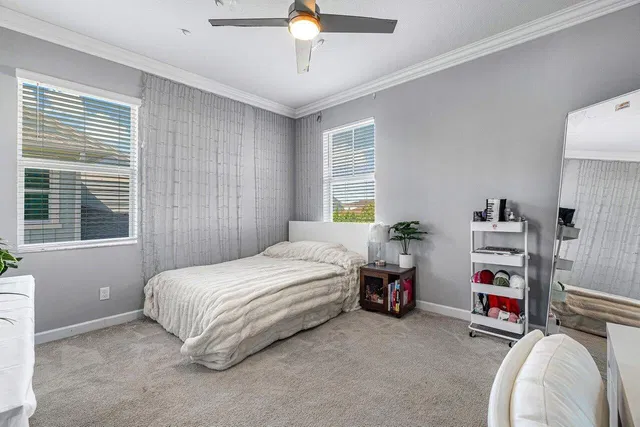 Residence photo 81