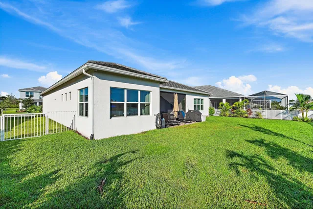Residence photo 45