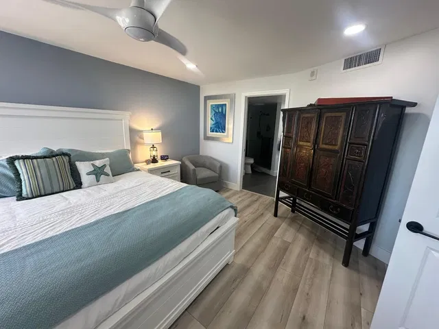 Unit 1903 photo 14