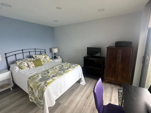 Unit 1903 photo 18