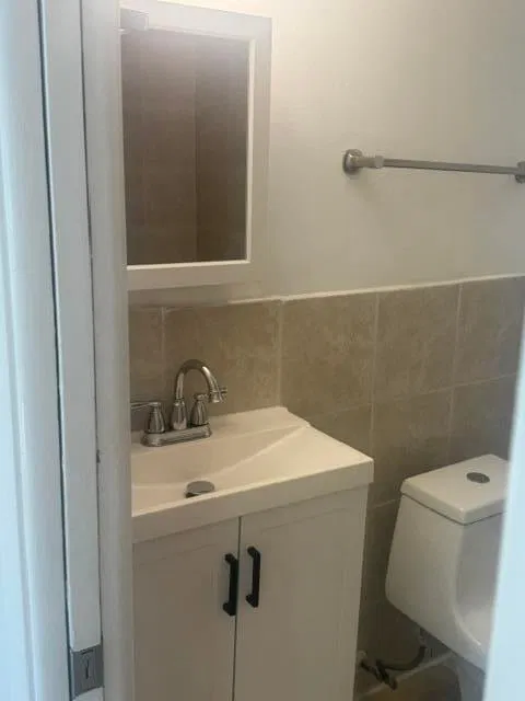 Unit 1610 photo 14
