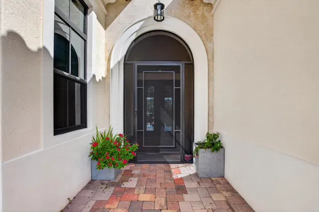  Residence photo 62