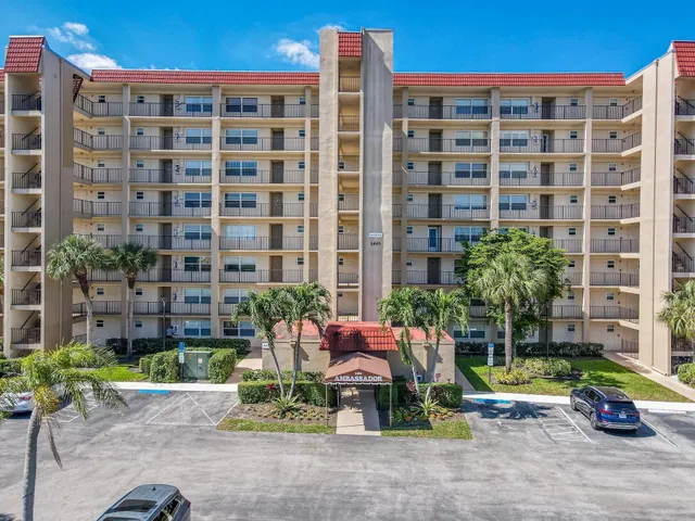 Unit 606 photo 21