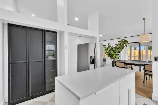 Residence photo 19