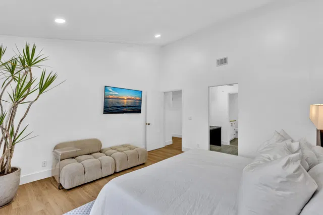 Residence photo 24